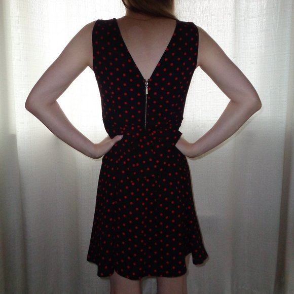Retro black and red dress - Picture 10 of 11